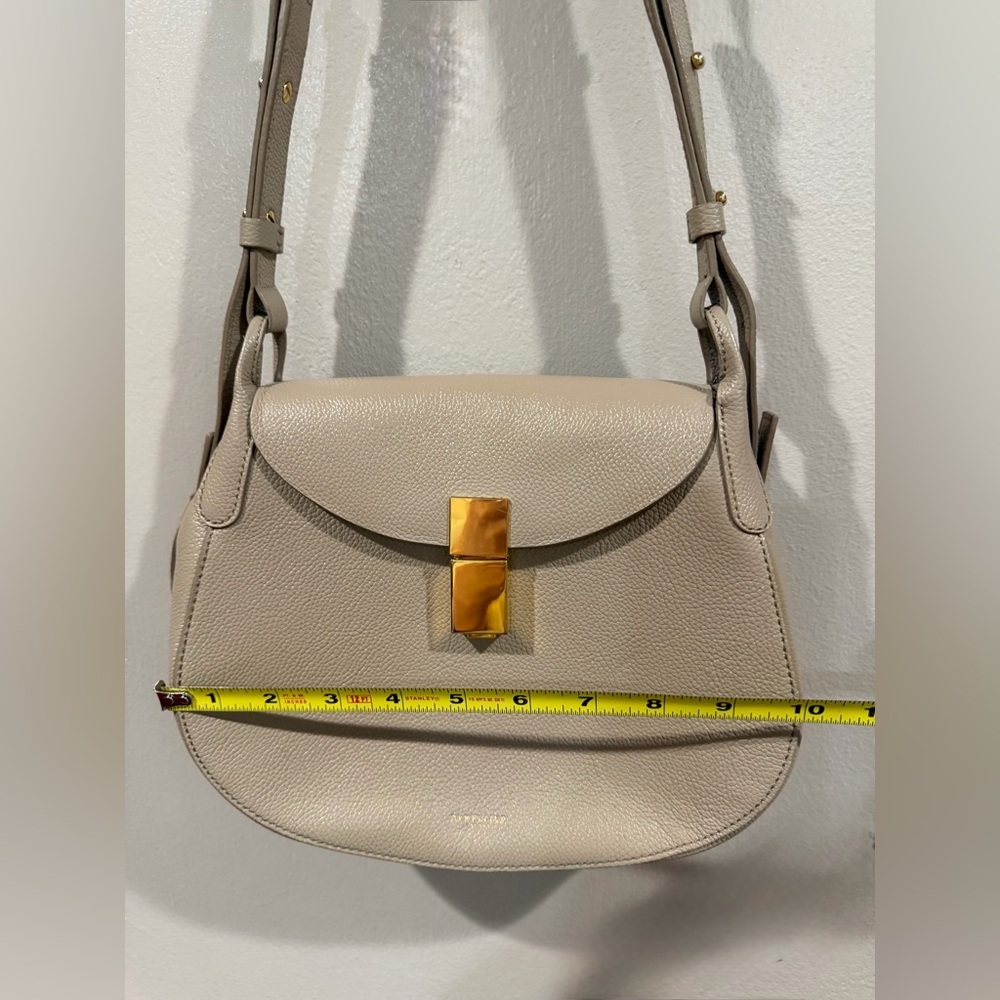 Demellier Elegant Taupe Leather Shoulder Bag Great Condition - Picture 8 of 14